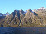Hstfjell langs fjorden.jpg