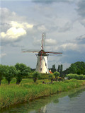 A SCHELLEMOLEN WINDMILL . 1   980