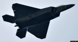 F-22 Raptor - one shot flyover