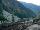 Another major landslide between Mahandri and Kaghan, Kaghan Valley - P1280510.jpg