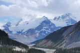 Mount Athabasca centre, Mount Andromeda right
