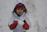 Mari fazendo bolinha