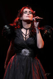 Sharon den Adel