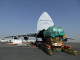0835 30th September 08 Loading 88ton engine onto an AN124 at Sharjah Airport.jpg