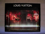 L V At Fashion Show Mall