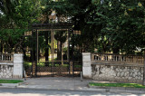 Elegant gate