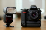 Nikon D700 and SB-900