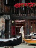 Venise- chantier de gondoles -1160366.jpg