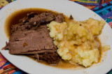 beef pot roast with paprika mashed potatoes