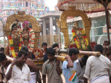 Reaching KurathAzvAn sannidhi ...