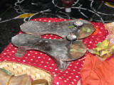 Sri PadukAs of Onnana swamy (PonnadikAl Jeeyar).jpg