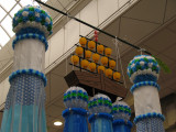 Paper lanterns and fukinagashi