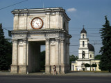 Triumphal Arch and cathedral beyond