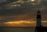 DSC05169.jpg portland head light at dawn , cant make the vertical export yet