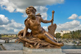 Pont Alexandre III statue