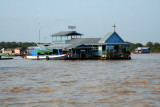 Fishing village - School - Tonle Sap - Cambodia<p>Lake who grow 3 times his superficie at the raining season