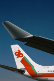 TAP AIR PORTUGAL AIRBUS A340 300 JNB RF 1869 13.jpg