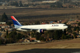 DELTA BOEING 767 300 JNB RF IMG_1067.jpg