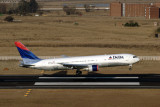 DELTA BOEING 767 300 JNB RF IMG_1070.jpg