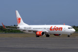 LION BOEING 737 900ER DPS RF IMG_1890.jpg