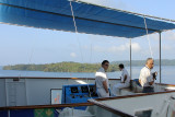 DSC01485 - Captain and pilot on the bridge as we enter Gatun Lake