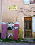 Chateauneuf Brocante 2   81263943