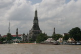 buddhist temple Wat Arun on the west bank of the Chao Phraya River
