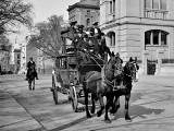 1900 - Stagecoach on upper 5th Avenue