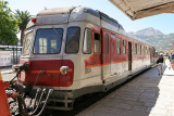 Arrive  la gare de Calvi du petit train qui va de lIle Rousse  Calvi