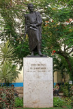 Simon Bolivar statue, Mercaderes and Obrapia