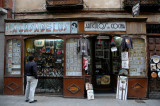 The oldest shop in vila