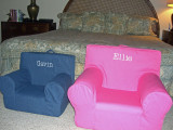 kids_chairs.jpg