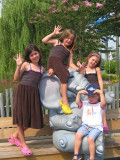 deconcini_kids_july07.jpg