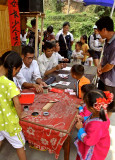 3200 Contributions of money and rice for the new drum tower.