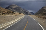 a storm looming as the coach crawl the 5190m pass to Lake Namtso