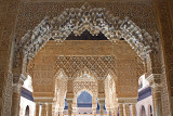 Alhambra: Palacio Nazaries: Patio de Los Leones