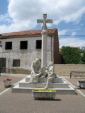 Pilgrim themed statues at Mansilla de las Mulas