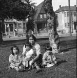 Elizabeth, Doris, Grandma  and Gertrude