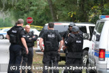 Barricades Suspect Commits Suicide