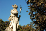 Statue 4