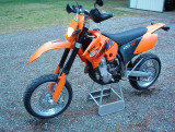 KTM 450 with 17 inch rims