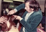 Santilli doing a shage haircut demonstration before 1970. At Vidal Sassoons first school in Knigtsbridge London. First layerd 