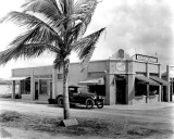 1920s - Hialeah Drug Company, Palm Avenue and E. 1st Street and County Road (later Okeechobee Road), Hialeah