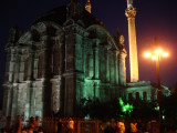 Ortakoy Mosque at night.JPG