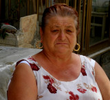 Lady with earrings