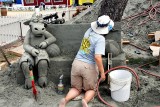 Cowabunga sand sculpture