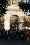 Entertainment at the Fountain - Arch View