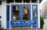 Umbertos Clam House