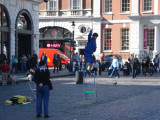 Japanese Gymnast Street performers