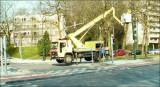 28/3/2007 - Obstruction... CHAQUE jour cette piste cyclable est envahie de camions, camionnettes... (suite)
